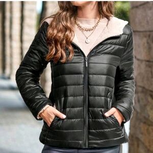 Women's Black Puffer Jacket Sz Large